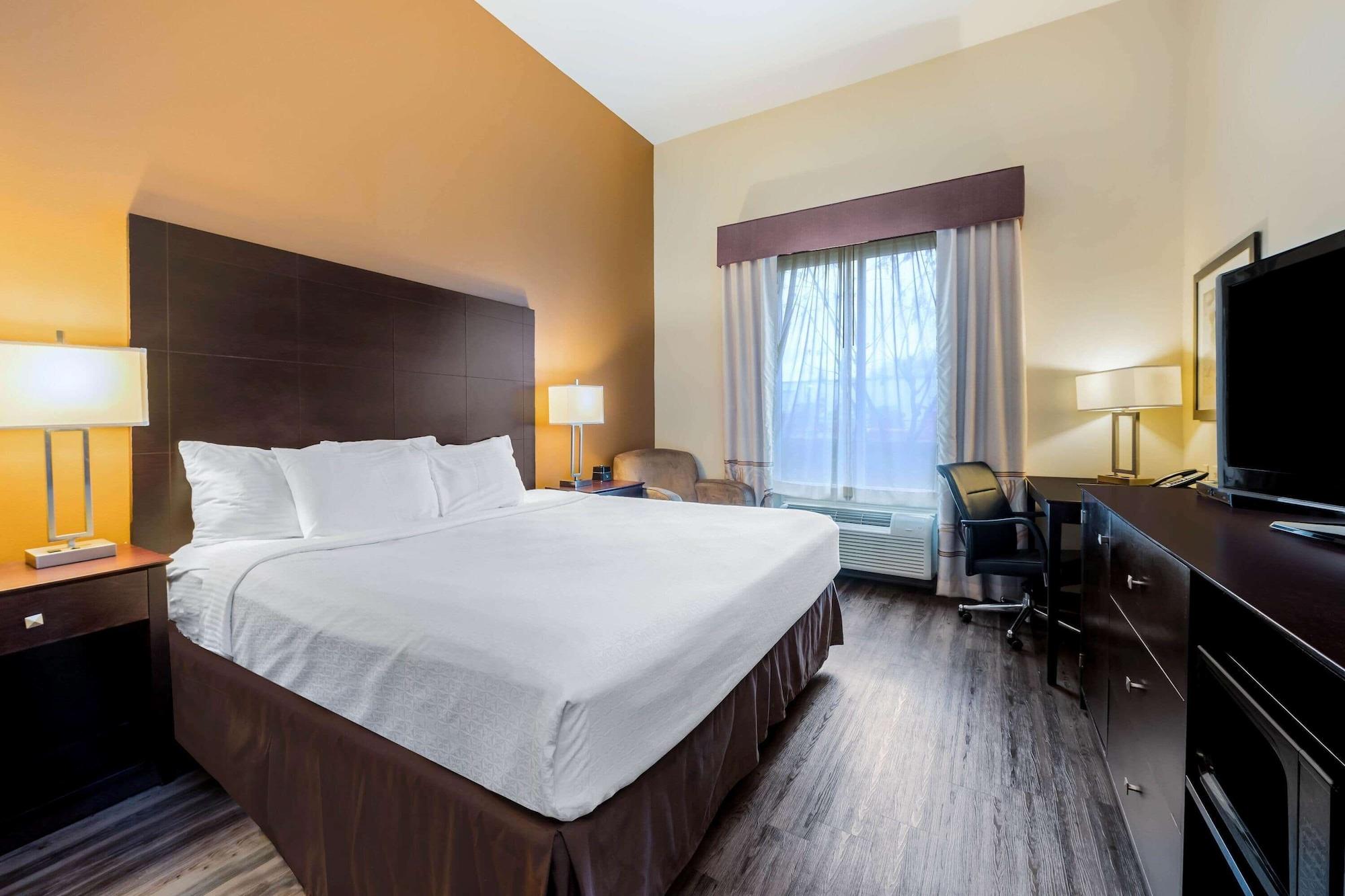 La Quinta By Wyndham Marshall Zewnętrze zdjęcie